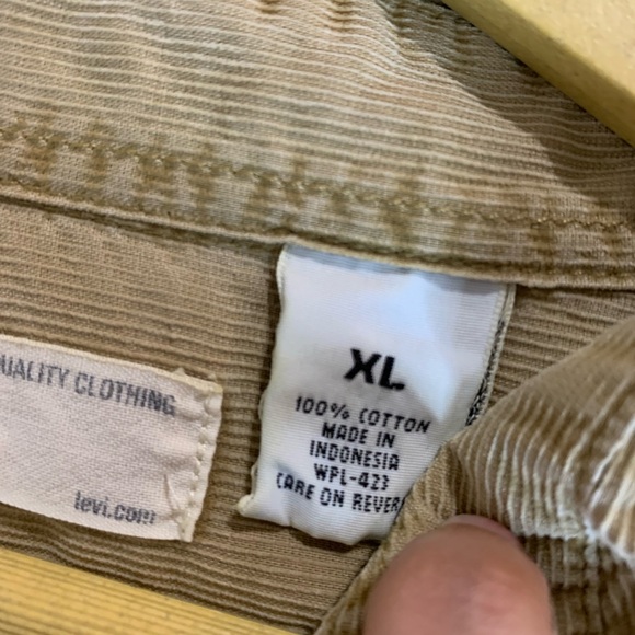 Levi’s Lightweight Jacket Vintage Distressed - Picture 7 of 7